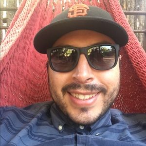 Meet your Posher, Eric